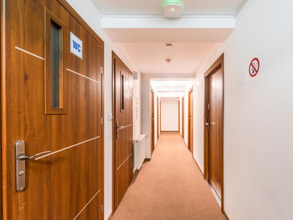 Luxhostel24 바르샤바 외부 사진